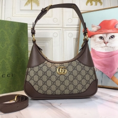 Gucci Hobo Bags